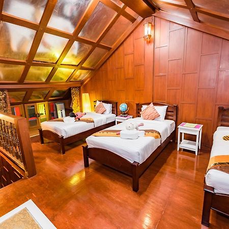 Baan Ratchapruek Villa Phuket ภายนอก รูปภาพ