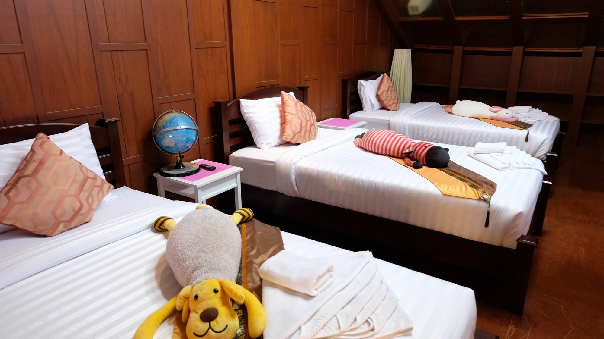 Baan Ratchapruek Villa Phuket ภายนอก รูปภาพ