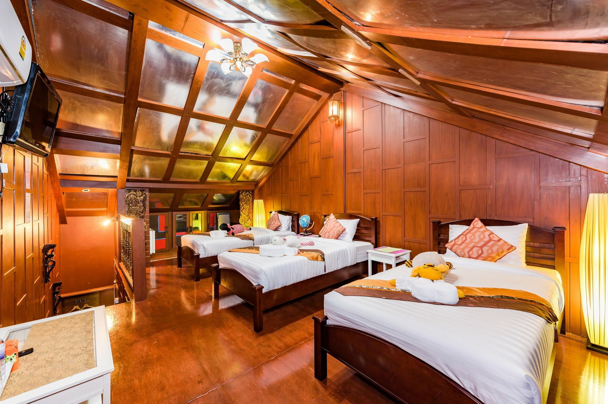 Baan Ratchapruek Villa Phuket ภายนอก รูปภาพ