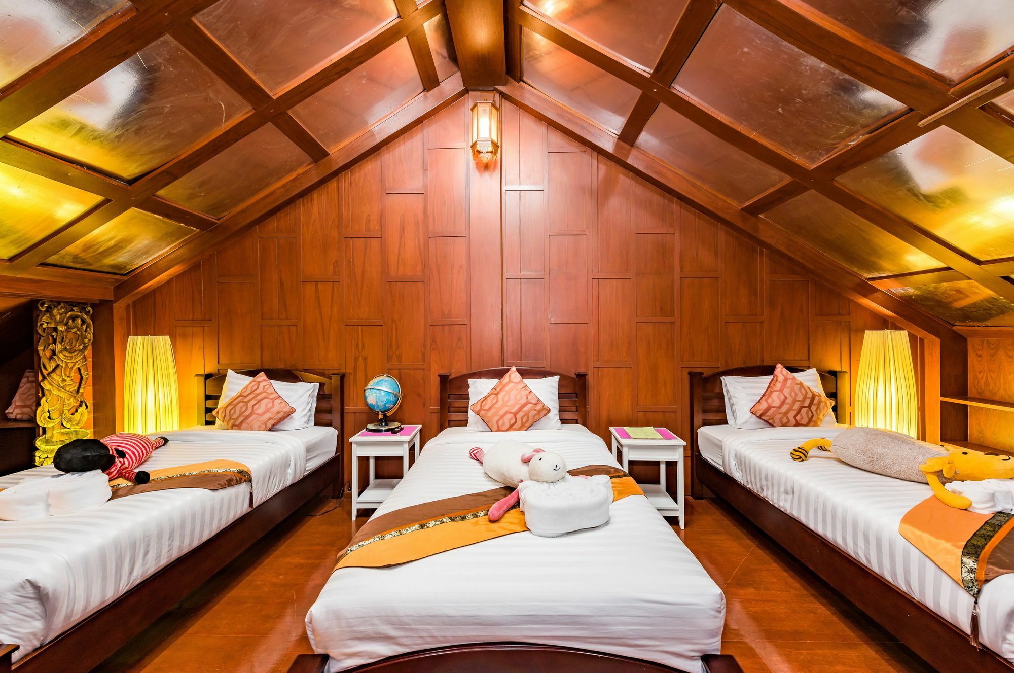 Baan Ratchapruek Villa Phuket ภายนอก รูปภาพ